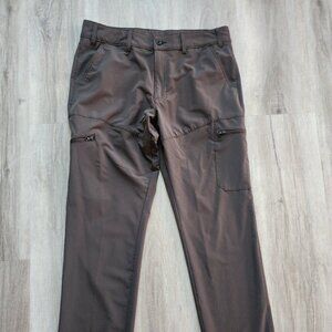 MAGELLAN Outdoor Hickory Canyon Dark Gray Cargo Pants in Men's Size 35